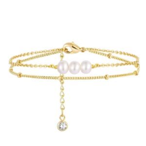 18K Gold-Plated multi-layered bracelet featuring three pearls and a small pendant charm