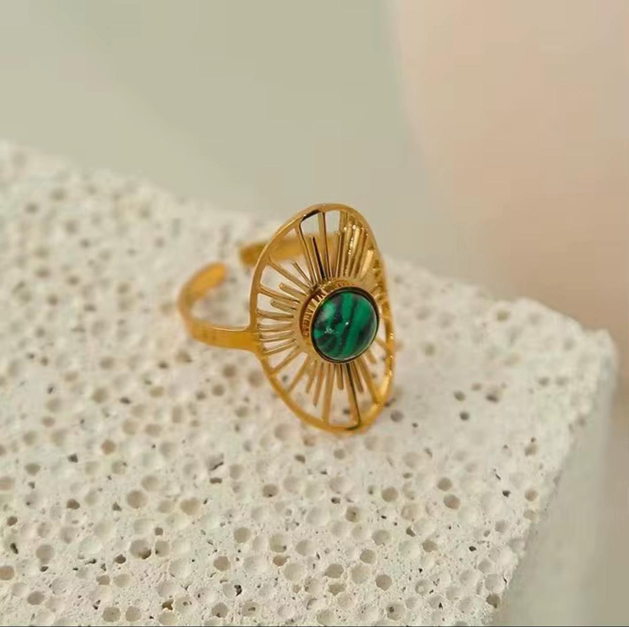 18K gold plated luxury geometric natural stone ring