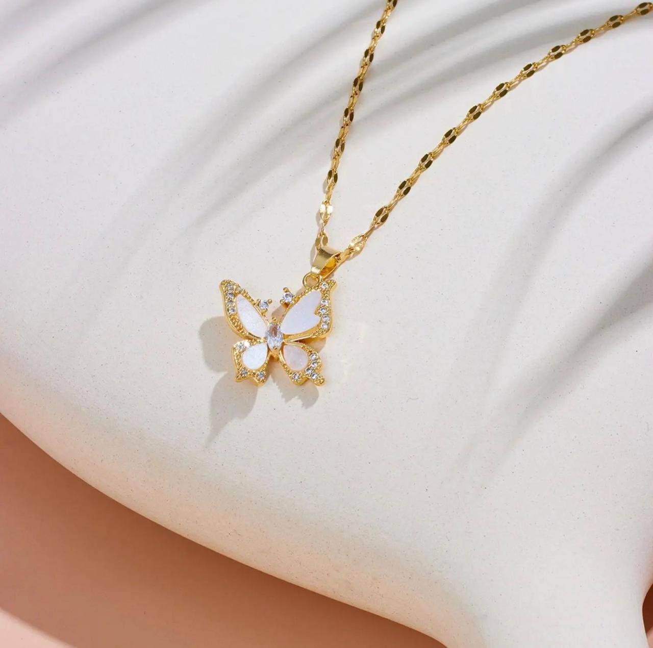 18K Gold-Plated butterfly pendant necklace with Zircon